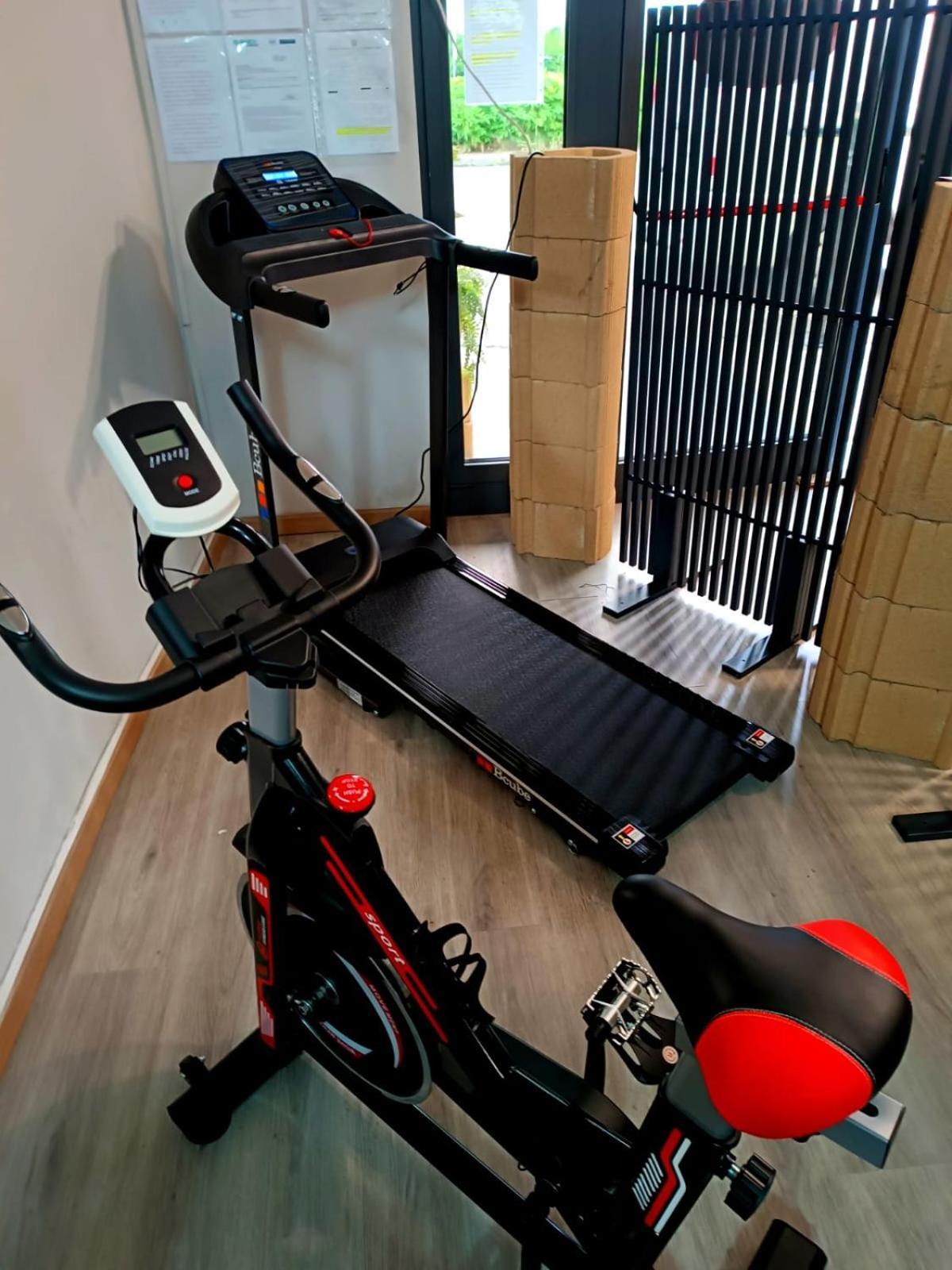 Hotel Fitness Parma Buitenkant foto
